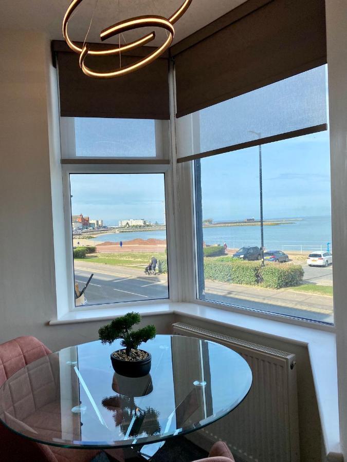 Eden Retreats Serviced Apartments Morecambe Bagian luar foto